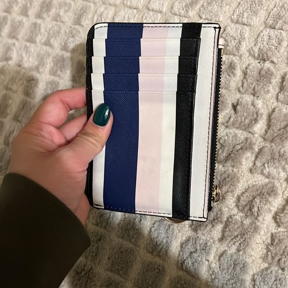 Kate Spade Chain Card Case - Picture 3 of 6